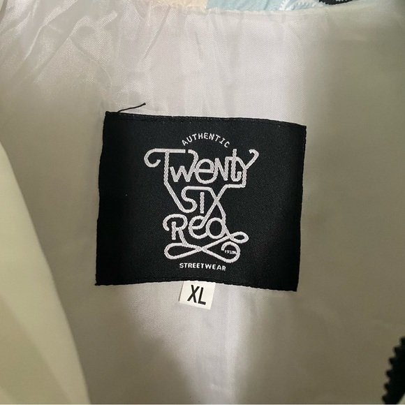 Paisley Print Oversized Puffer Jacket Streetwear Nwot Size XL - Picture 13 of 14